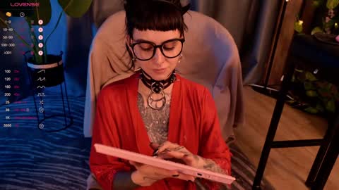 Snapshot of mika_moon_ chatting on December 19, 9:28 pm mika_moon_ online show from December 19, 9:28 pm