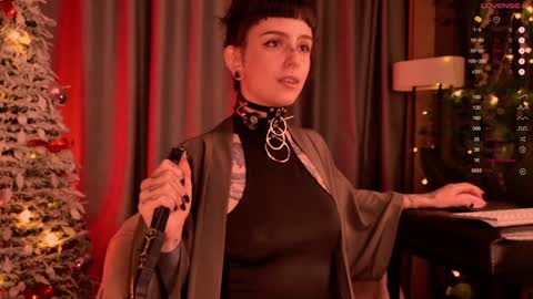 Snapshot of mika_moon_ chatting on December 29, 8:37 pm mika_moon_ online show from December 29, 8:37 pm