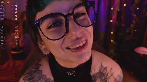 Snapshot of mika_moon_ chatting on February 12, 2:24 am mika_moon_ online show from February 12, 2:24 am