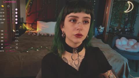 Snapshot of mika_moon_ chatting on February 27, 11:52 am mika_moon_ online show from February 27, 11:52 am