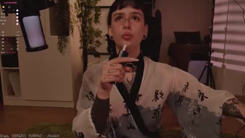 Snapshot of mika_moon_ chatting on September 19, 5:46 pm mika_moon_ online show from September 19, 5:46 pm