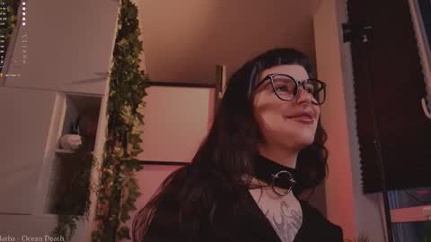 Snapshot of mika_moon_ chatting on October 26, 1:28 pm mika_moon_ online show from October 26, 1:28 pm