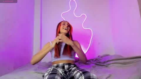 mika_velvet online show from November 1, 4:31 pm