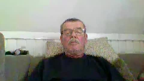 mikael42 online show from April 17, 9:12 am