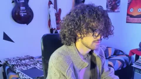 mikaelrizzzo online show from October 16, 12:39 pm