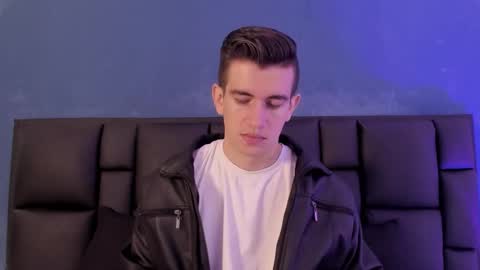 mikael online show from January 13, 3:56 am