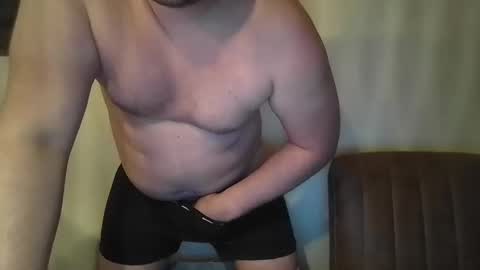 Snapshot of mike38be chatting on September 27, 11:21 pm mike38be online show from September 27, 11:21 pm