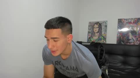 mike3xxx online show from September 14, 11:26 pm