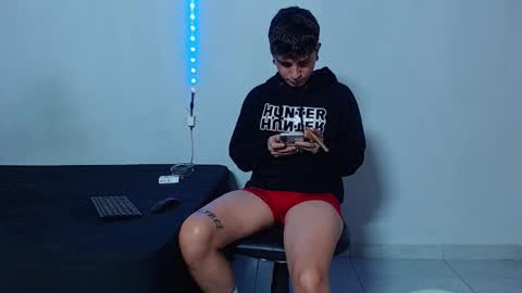 Mike IMDEPENDIENT MODEL online show from November 14, 1:43 pm