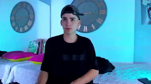 Mike 0233 online show from December 21, 4:41 am