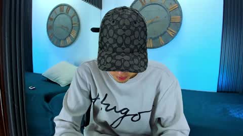 Mike 0233 online show from February 8, 3:52 am