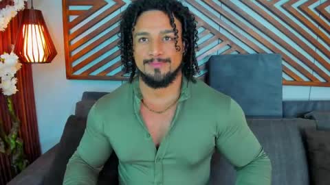   online show from May 14, 4:30 am