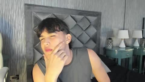 Mike online show from November 9, 3:27 am