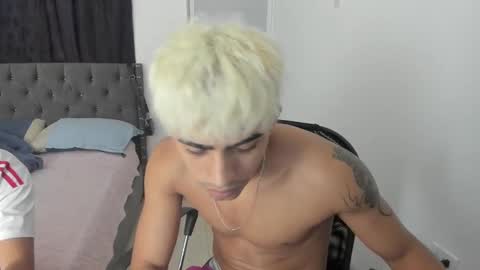 mike_master9 online show from October 4, 11:19 am