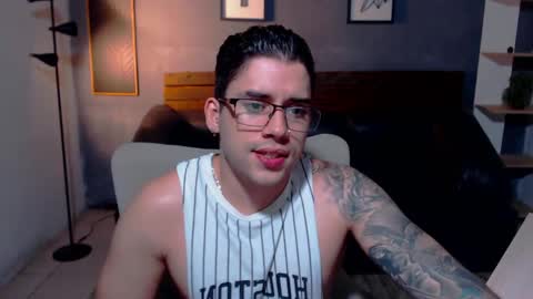 Mike Montoya online show from April 11, 1:10 am