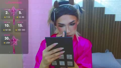 Snapshot of mike_nour chatting on September 25, 3:10 am IM MIKE online show from September 25, 3:10 am