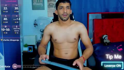 Snapshot of mike_shelby21 chatting on September 19, 1:18 am mike_shelby21 online show from September 19, 1:18 am