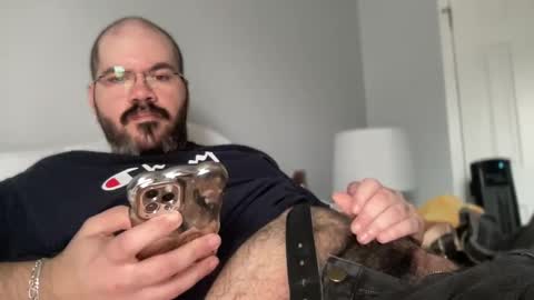 Snapshot of mikeatron2000 chatting on December 24, 10:06 pm mikeatron2000 online show from December 24, 10:06 pm