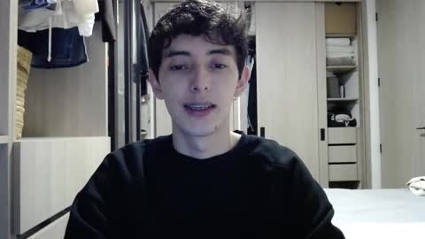 Snapshot of mikebelf4 chatting on February 28, 2:42 am Mikebelf4 online show from February 28, 2:42 am