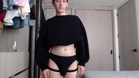 Snapshot of mikebelf4 chatting on March 5, 8:21 pm Mikebelf4 online show from March 5, 8:21 pm