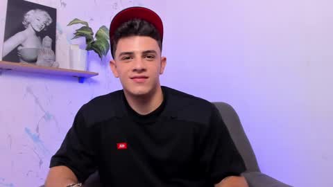 Snapshot of mikecooper_ chatting on December 4, 10:24 am Mike Cooper online show from December 4, 10:24 am