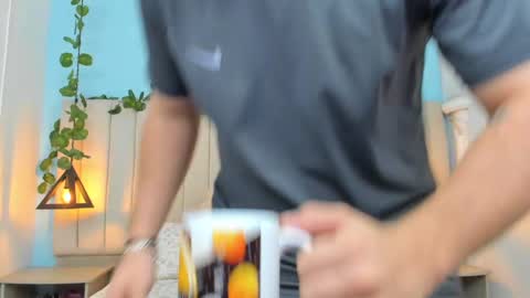 Snapshot of mikecooper_ chatting on December 21, 11:45 pm Mike Cooper online show from December 21, 11:45 pm