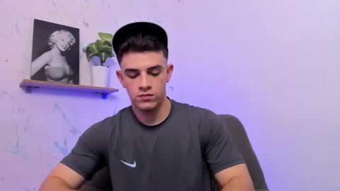 Snapshot of mikecooper_ chatting on January 28, 4:18 am Mike Cooper online show from January 28, 4:18 am