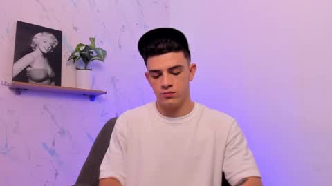 Snapshot of mikecooper_ chatting on February 11, 8:26 am Mike Cooper online show from February 11, 8:26 am