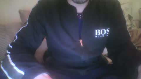 Snapshot of mikehockishuge9 chatting on January 23, 10:22 pm mikehockishuge9 online show from January 23, 10:22 pm