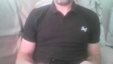 Snapshot of mikehockishuge9 chatting on September 20, 9:43 am mikehockishuge9 online show from September 20, 9:43 am