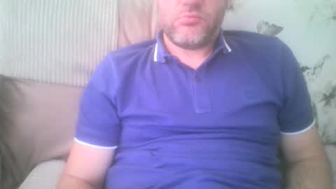 Snapshot of mikehockishuge9 chatting on September 25, 3:49 pm mikehockishuge9 online show from September 25, 3:49 pm