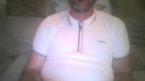 Snapshot of mikehockishuge9 chatting on September 27, 11:54 pm mikehockishuge9 online show from September 27, 11:54 pm