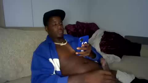 Snapshot of mikejones1415 chatting on October 13, 11:49 pm mike jones online show from October 13, 11:49 pm