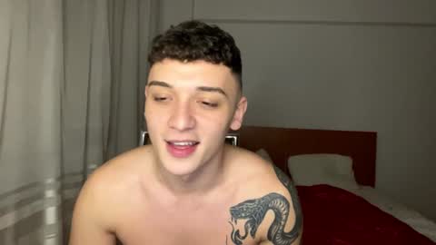 MikeLaur online show from December 4, 6:17 pm