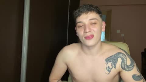 MikeLaur online show from February 26, 8:11 pm