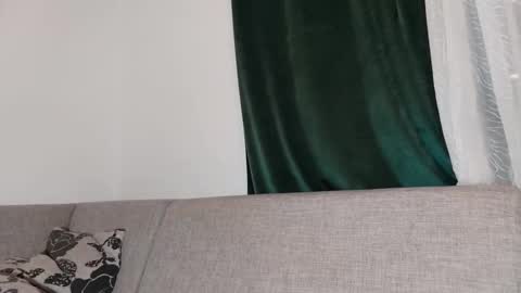 MikeLaur online show from September 18, 9:28 pm