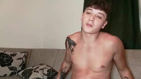 MikeLaur online show from September 19, 6:19 pm