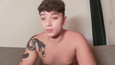 MikeLaur online show from October 31, 7:37 pm