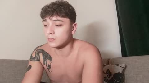 MikeLaur online show from November 1, 7:38 pm