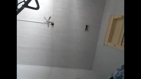 Snapshot of mikemike11k chatting on January 27, 8:07 pm mikemike11k online show from January 27, 8:07 pm