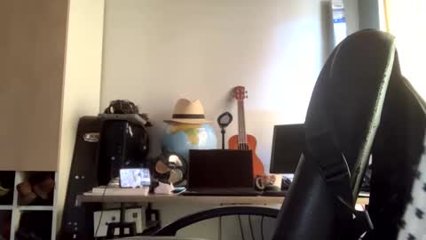 miker1239 online show from January 3, 1:14 pm