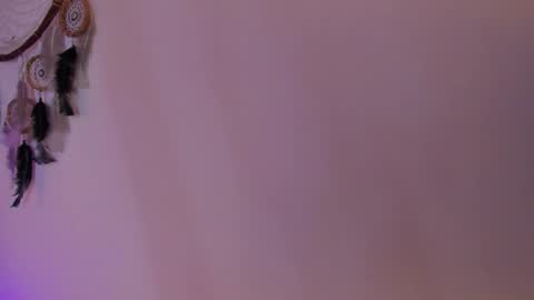    online show from April 13, 11:27 am