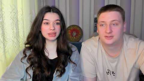 Snapshot of mikestoun chatting on December 23, 9:38 am mikestoun online show from December 23, 9:38 am