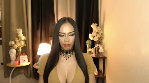 Mistress MikeyAlawi online show from February 20, 2:57 pm