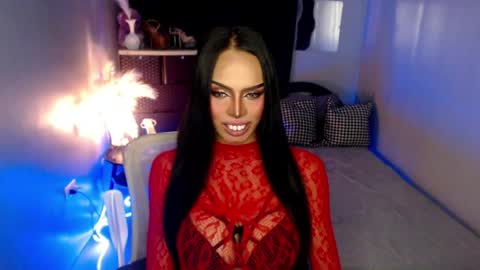 Mistress MikeyAlawi online show from April 19, 6:21 pm