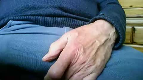 mikeybed online show from April 15, 1:40 pm