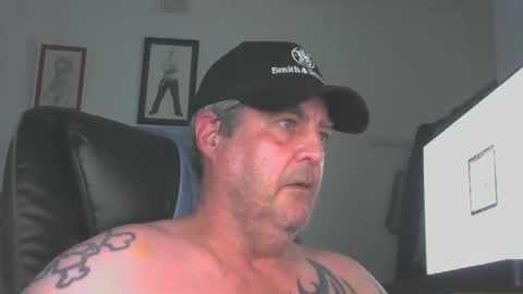 mikeyomalley73999 online show from October 21, 8:59 am
