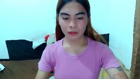 Snapshot of mikhaylaanderson chatting on June 24, 3:27 am Mikhayla online show from June 24, 3:27 am