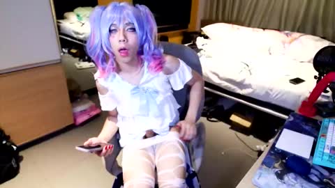 Snapshot of mikiraa chatting on September 17, 2:30 pm - online show from September 17, 2:30 pm