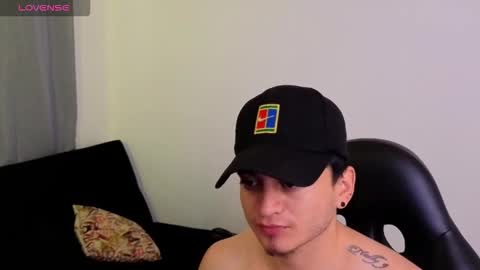 MIKKE online show from February 15, 4:14 pm